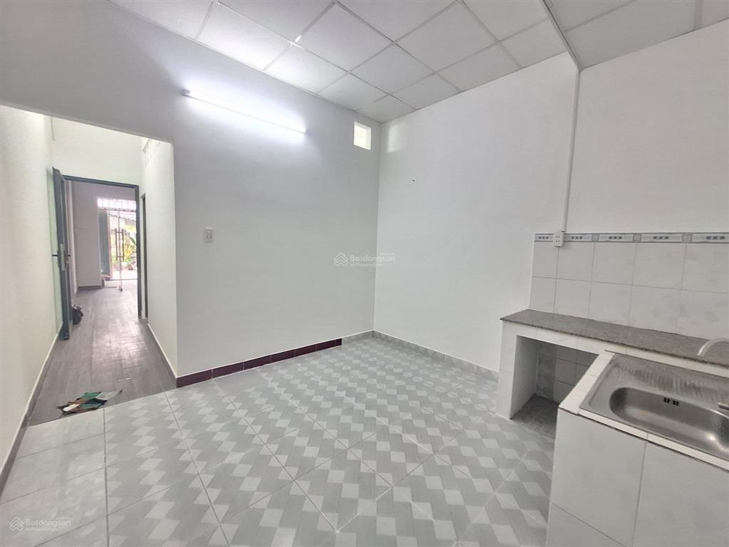 Với nhỉnh 3 tỷ có ngay nhà mới 53m2  hẻm xe tải  1 căn ra mặt tiền trường thọ