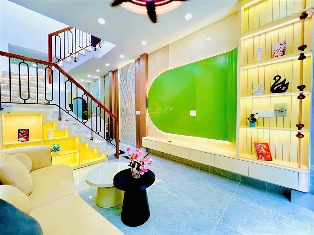 Bán nhà phường 11 gò vấp  37,2m2  3pn  hẻm thông  nhà đẹp nội thất cao cấp 4,8 tỷ