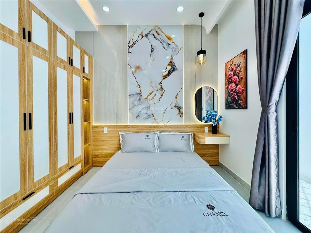 Bán nhà phường 11 gò vấp  37,2m2  3pn  hẻm thông  nhà đẹp nội thất cao cấp 4,8 tỷ