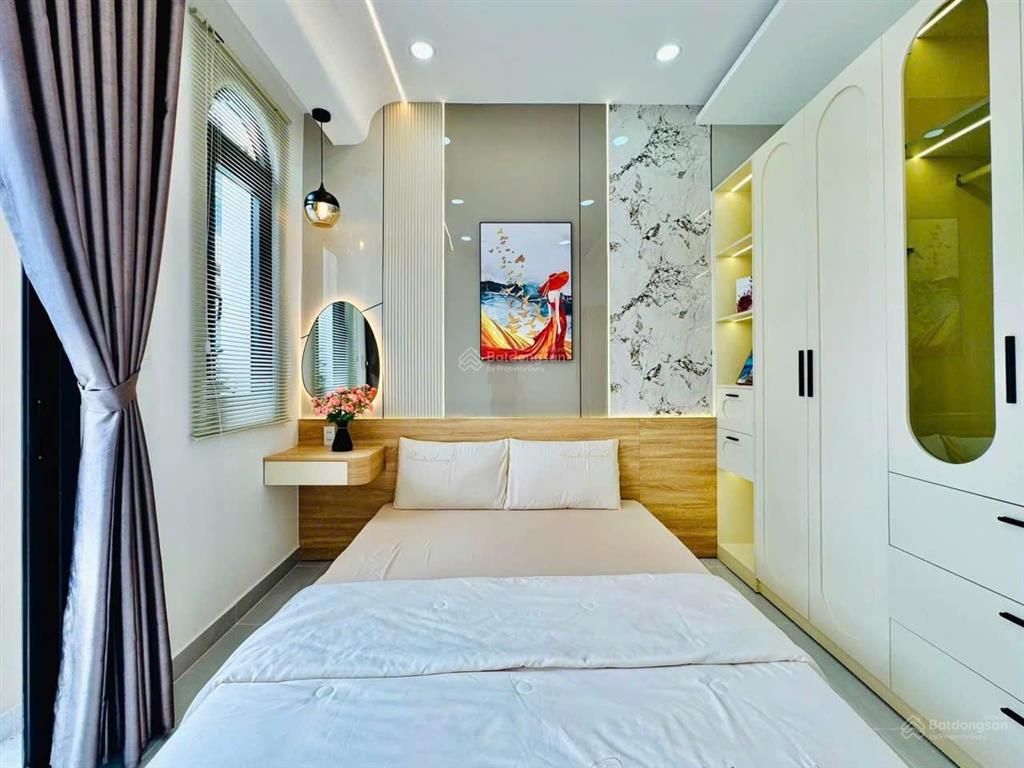Bán nhà phường 11 gò vấp  37,2m2  3pn  hẻm thông  nhà đẹp nội thất cao cấp 4,8 tỷ
