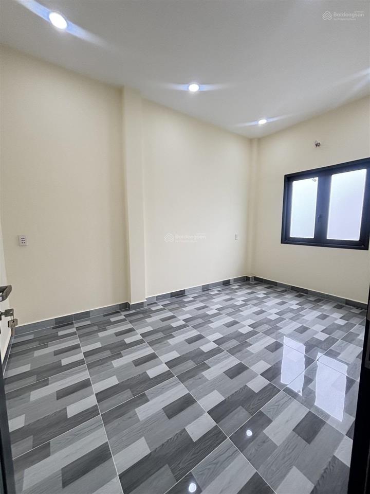 Nhà đường 13 thủ đức | 64m 2 tầng 3pn 2wc  có pn trệt | chỉ 4 tỷ nhỉnh