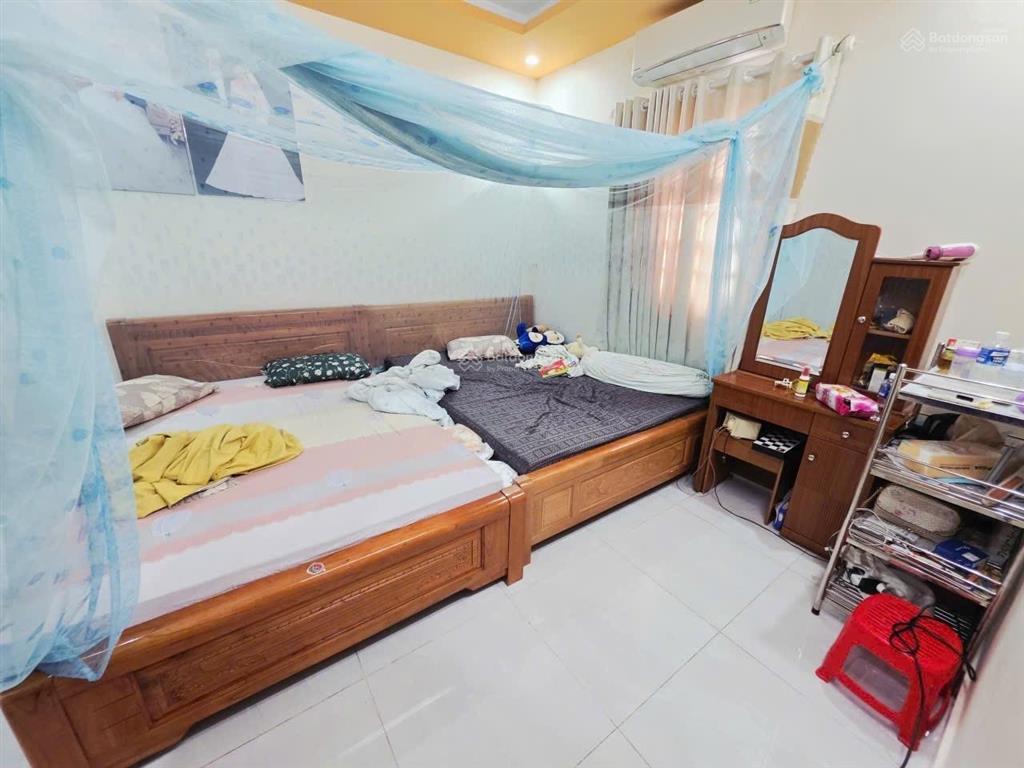 Hẻm ô tô nhà đẹp 2 tầng kiên cố 3pn  kế bên chợ đầu mối thủ đức chỉ 5.2 tỷ tl
