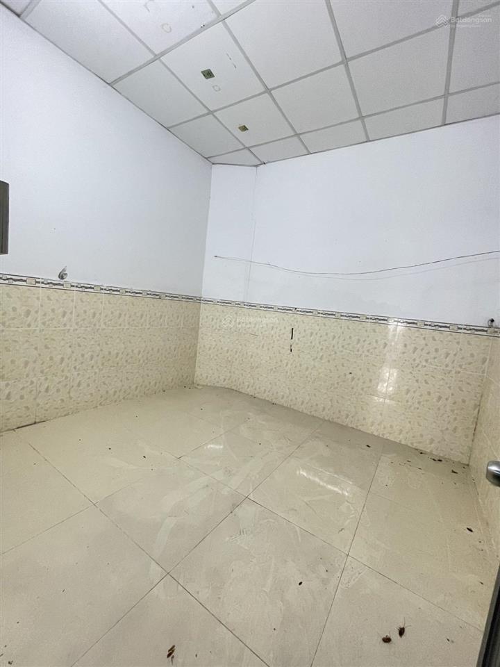 Chủ gấp bán đi định cư  giảm mạnh 1 tỷ  154m2 ngang lớn hơn 10m  50m ra hxh 150m ra mặt tiền