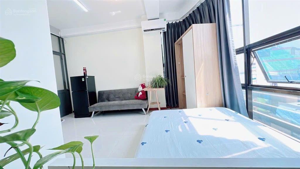 Cho thuê căn hộ cửa sổ lớn  thang máy, bảo vệ  gần đh hồng bàng, hutech, ngã 4 hx   0366 197 ***