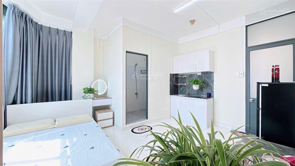 Cho thuê căn hộ cửa sổ lớn  thang máy, bảo vệ  gần đh hồng bàng, hutech, ngã 4 hx   0366 197 ***