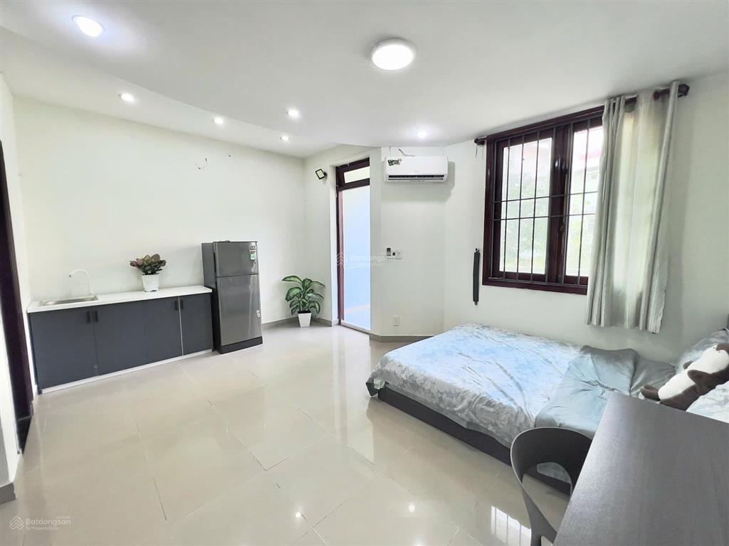 Cho thuê phòng giá tốt  full nt ban công  gần đh ngoại thương (ftu), gtvt, hutech  0366 197 ***