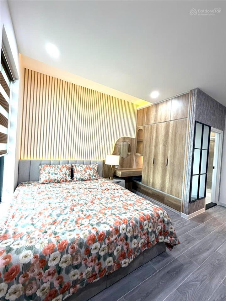 Cần bán căn hộ sky garden 1  trung tâm phú mỹ hưng (nhà mới 100%)
