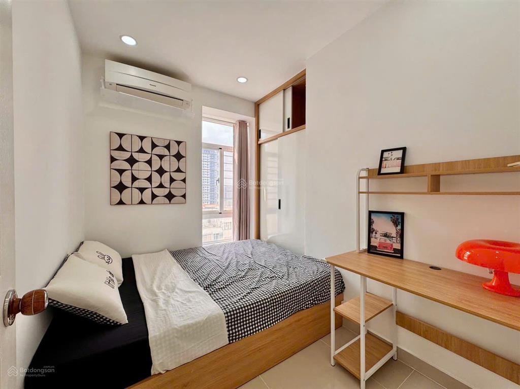 Cần bán căn hộ 3 phòng ngủ, sky garden 3, trung tâm phú mỹ hưng