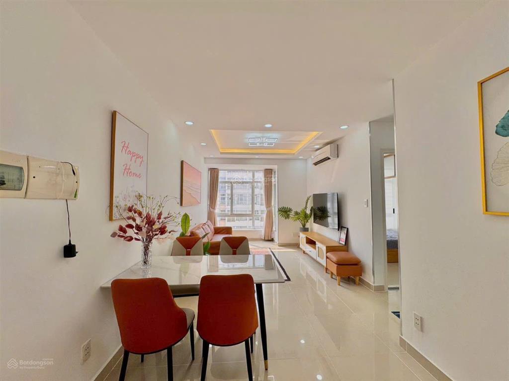 Cần bán căn hộ 3 phòng ngủ, sky garden 3, trung tâm phú mỹ hưng