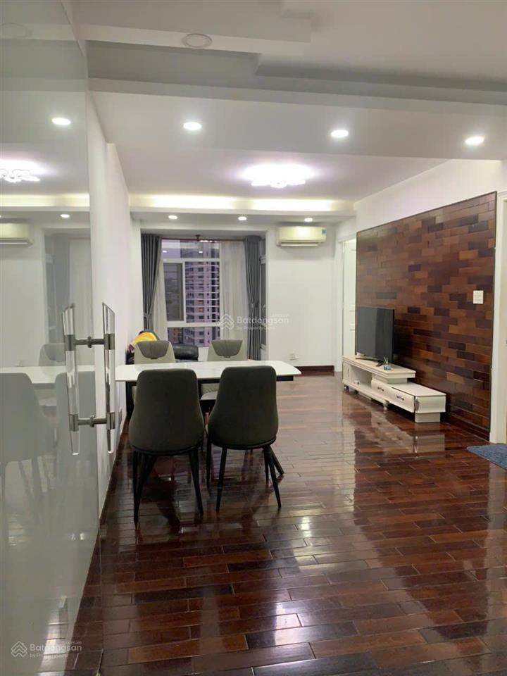 Bán gấp căn góc sky garden 3, trung tâm phú mỹ hưng, quận 7