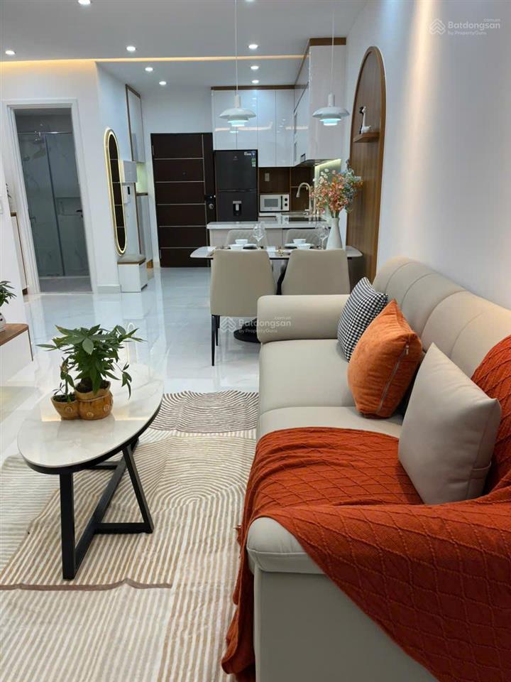 Chính chủ bán căn hộ sky garden 3, trung tâm phú mỹ hưng, nhà mới 100% (view hồ bơi thoáng mát)