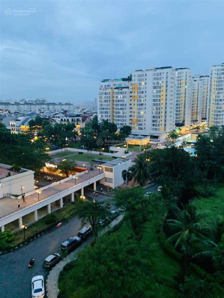 Chính chủ bán căn hộ sky garden 3, trung tâm phú mỹ hưng, nhà mới 100% (view hồ bơi thoáng mát)