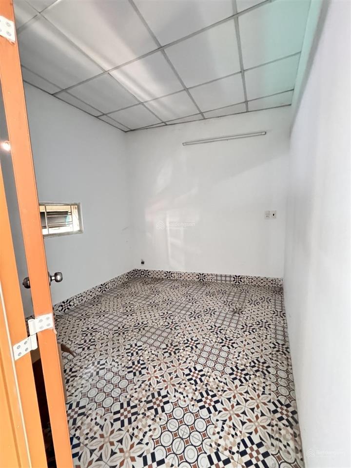 Mặt tiền tô ký  ngay cvpm quang trung  gần trường nguyễn du  2 mặt tiên kinh doanh đa ngành nghề