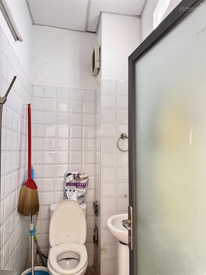 Mặt tiền tô ký  ngay cvpm quang trung  gần trường nguyễn du  2 mặt tiên kinh doanh đa ngành nghề