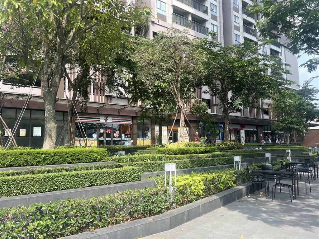 Bán shophouse vip có 2 mặt tiền