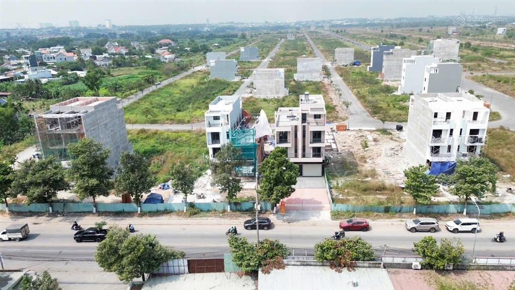 Chính chủ bán lô đất đối diện công viên 1,25 tỷ đông bình dương