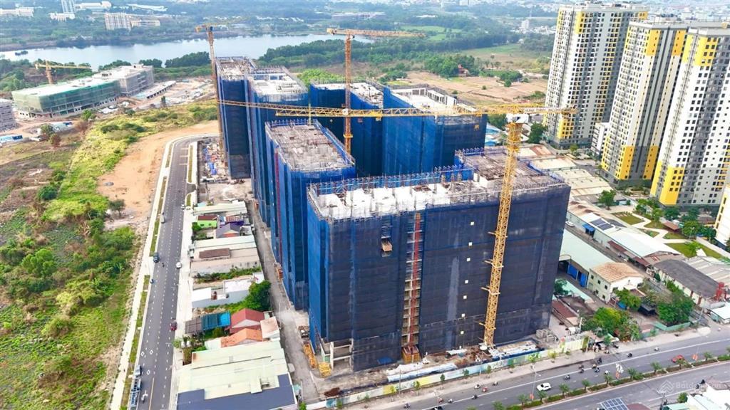 Bán đất mặt tiền tôn thất tùng (ngã 3 thống nhất), cổng bệnh viện đại học sức khỏe