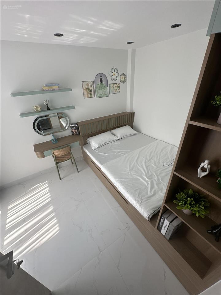 Siêu phẩm khu phan xích long 2 mặt hẻm xe hơi, xe hơi ngủ trước nhà5 tầngsân thượng chỉ hơn 9 t.ỉ