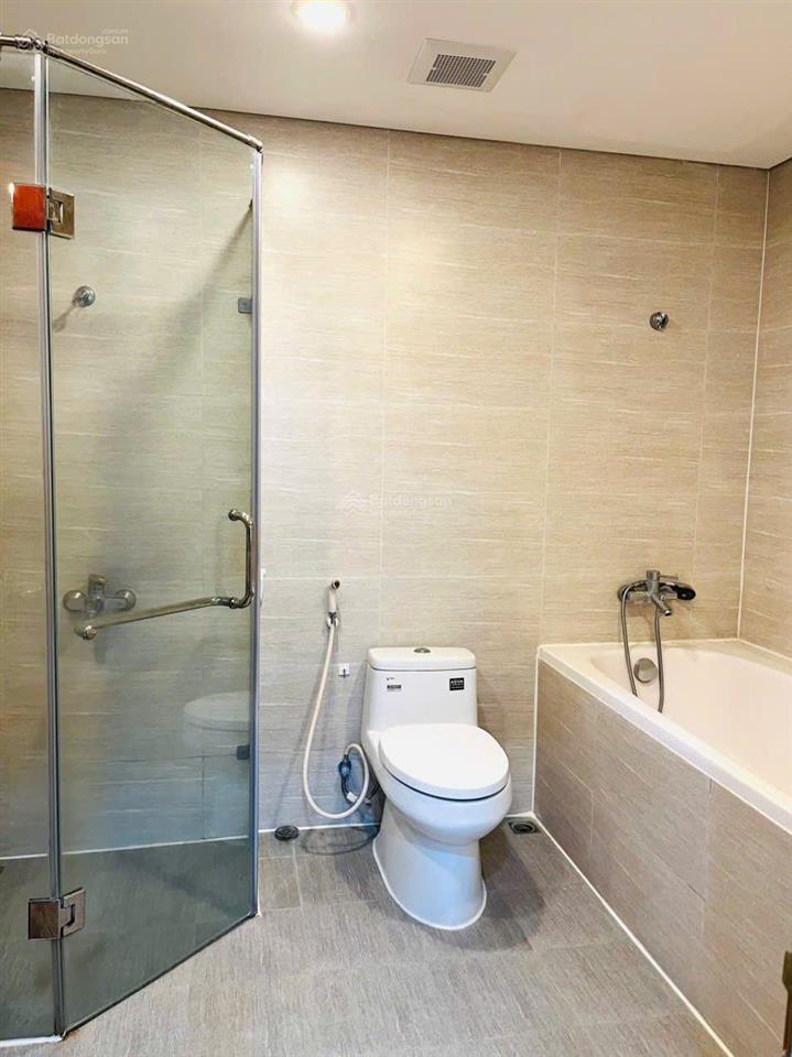 Chính chủ cần bán căn 2 ngủ diện tích 92m có thể sửa thành 3 ngủ