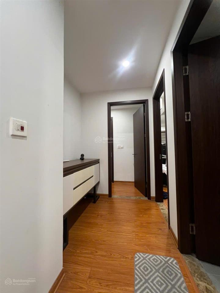 Cần cho thuê căn hộ 3pn chung cư hn paragon diện tích 140,5m², đóng 3 cọc 1