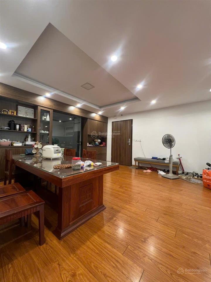 Cần cho thuê căn hộ 3pn chung cư hn paragon diện tích 140,5m², đóng 3 cọc 1