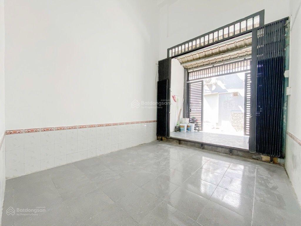 4,2tỷ  nguyễn quý yêm ,bình tân  hẻm oto đổ cửa  cách 20m ra mặt tiền  2 tầng  42m2