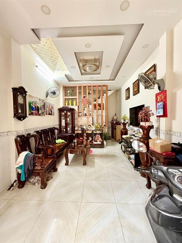 Nhà hxh  tân phú 80m2chia làm 2 căn4 tầng 8pn ngang 5