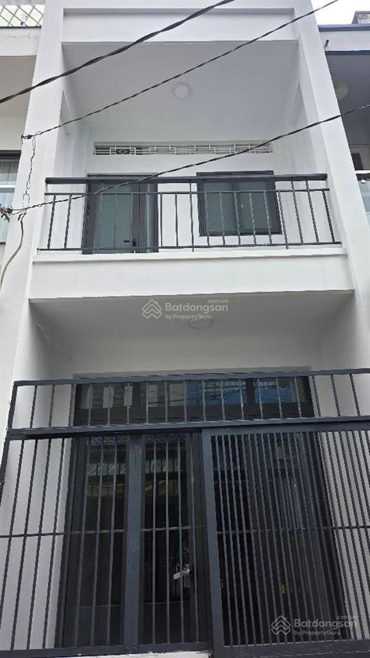 Giảm mạnh 150tr  4.45 tỷhxh 6m  vài bước ra mặt tiền  nhà mới 33m2kênh nước đen ,bhh