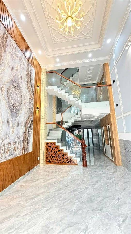 Chủ nhiệt bán, giảm 200tr còn 7,8 tỷ siêu phẩm hẻm xe tải hương lộ 2  60m2