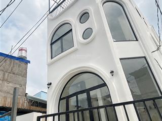 Bán nhà khu tên lửa căn góc ( 50m2  3 tầng ) nhà mới full nội thất .chỉ 5,3 tỷ