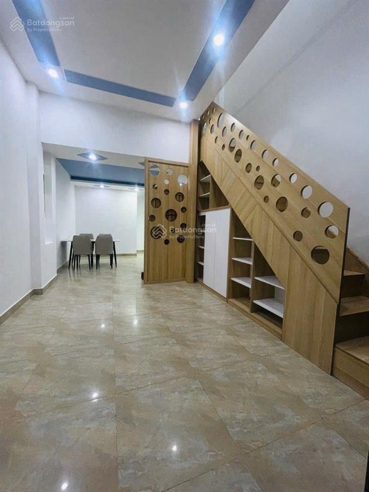Nhà hai mặt tiền giá tốt  hẻm 8m xe hơi tránh nhau  giáp tận phú  86m  3 tầng chỉ 8,6tỷ