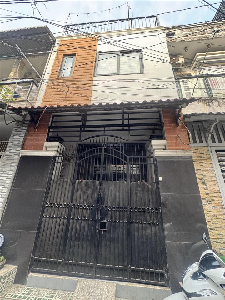 Bán nhà trung tâm bình tân gần lê văn quới  hẻm 5m  40m2  chỉ 4,78 tỷ
