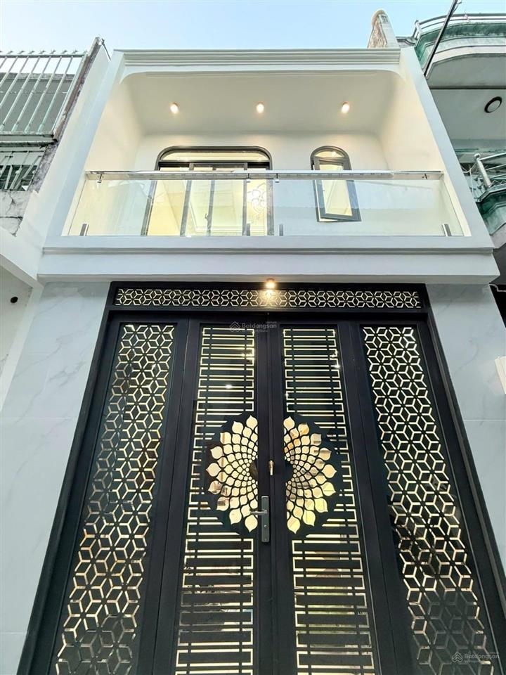 Khuông việt, tân phú  hxh  40m2  2 tầng  6,1 tỷ