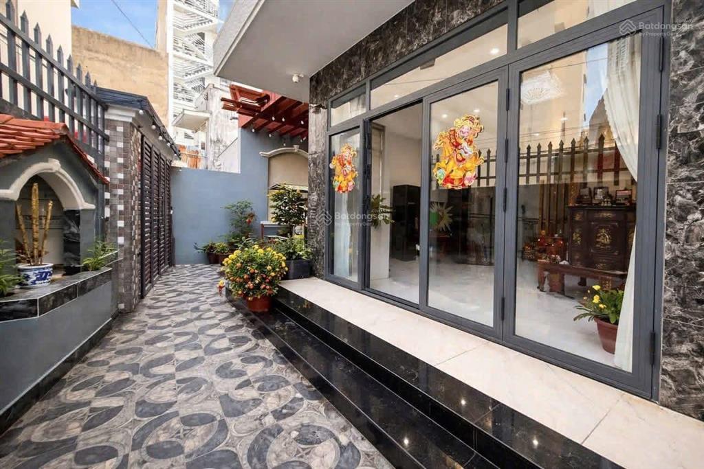 Hạ gấp 4 tỷ để quyết toán  không có căn thứ 2 giá này tại đường hoàng hoa thám
