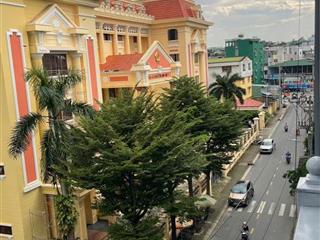 Bán đất chiều ngang hiếm 7x17m đường Dương Quảng Hàm, lộ giới 6m thông , hợp CHDV, giá