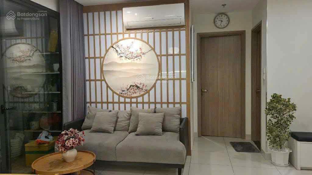 Bán căn hộ ori 3pn+ 92m2 full nội thất tầng trung view thoáng hướng tb, sổ sẵn cc ngay. giá 4tỷ950