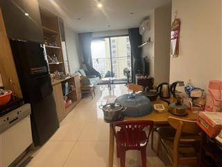 Bán căn 3pn 81m2 full nội thất đẹp. tầng trung view hồ bơi mát mẻ. giá 3tỷ7 btp sổ hồng sẵn cc ngay