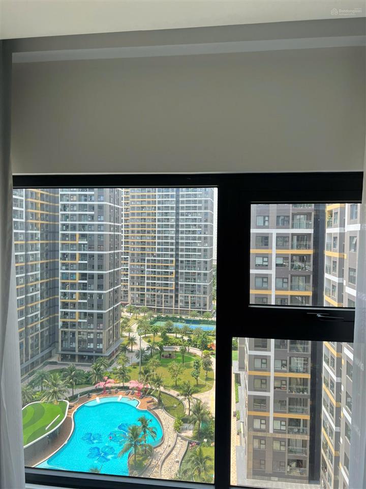 Bán căn góc 2pn+ 69m2 beverly solari| giá chỉ 3ty850 btp| tầng trung view hồ bơi| full nội thất