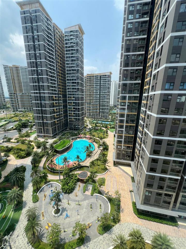 Bán căn góc 2pn+ 69m2 beverly solari| giá chỉ 3ty850 btp| tầng trung view hồ bơi| full nội thất
