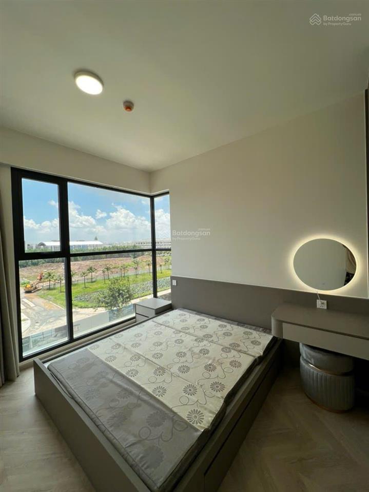 Cắt lỗ 800tr + tặng hết nội thất căn 2pn 72m2 lumiere boulevard. tầng thấp hướng đb. giá 4tỷ4 btp