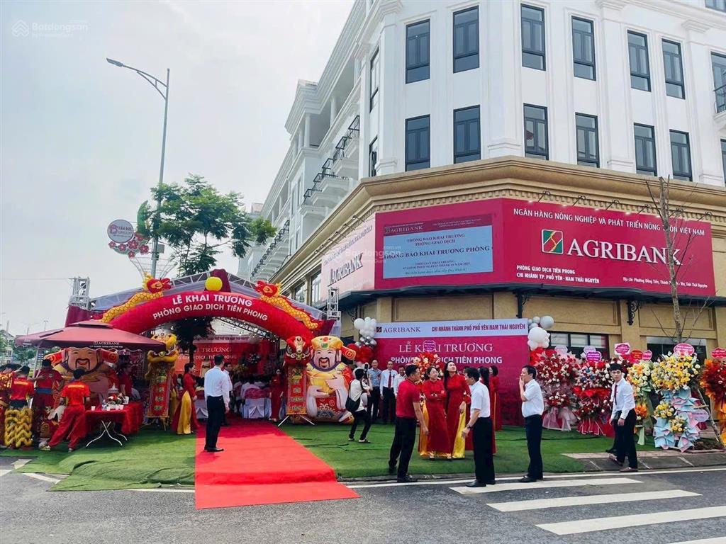 Làn 2 sau shophouse tấn đức jsc phường vạn xuân. trung tâm khu công nghiệp