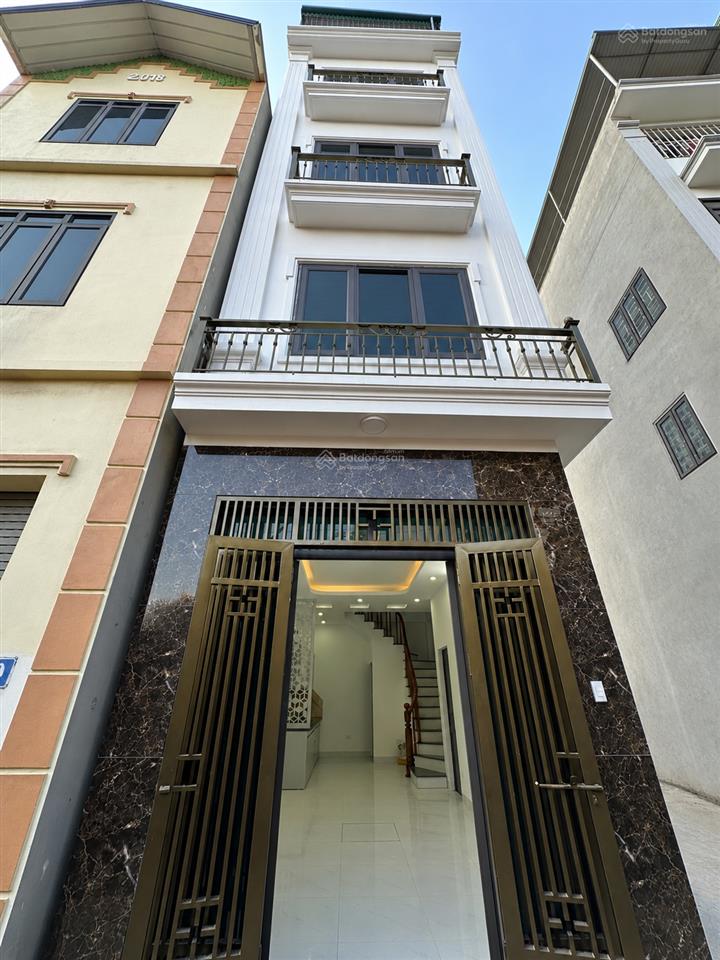 Bán nhà căn góc diện tích 30m2.  0969 341 ***