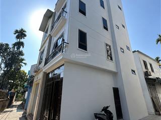 Bán nhà căn góc diện tích 30m2.  0969 341 ***