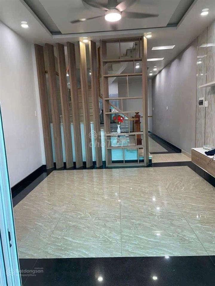 Cho thuê nhà riêng 6pn, 5wc, 280m2 giá cực chất tại số 5, linh xuân, thủ đức