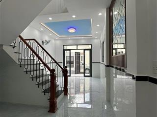 Nhà shr xây mới 100% hóc môn ô tô tận nhà chỉ 3,27 tỷ