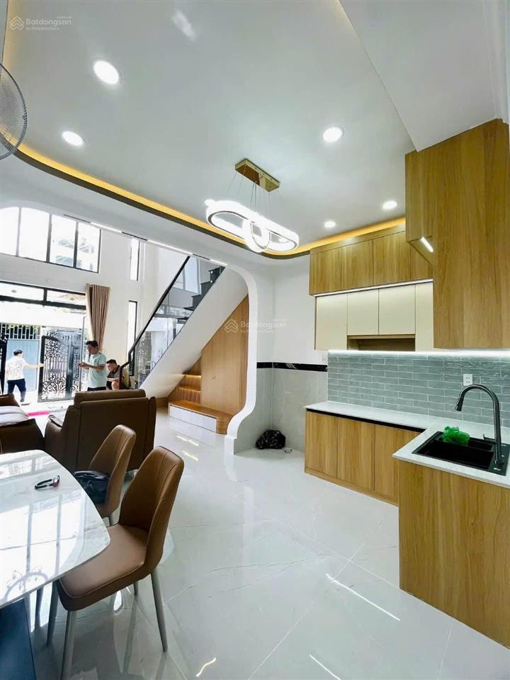 Nhà phố shr phường đông thạnh giá chỉ 2 tỷ 950