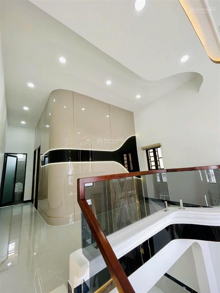 Nhà phố shr phường đông thạnh giá chỉ 2 tỷ 950