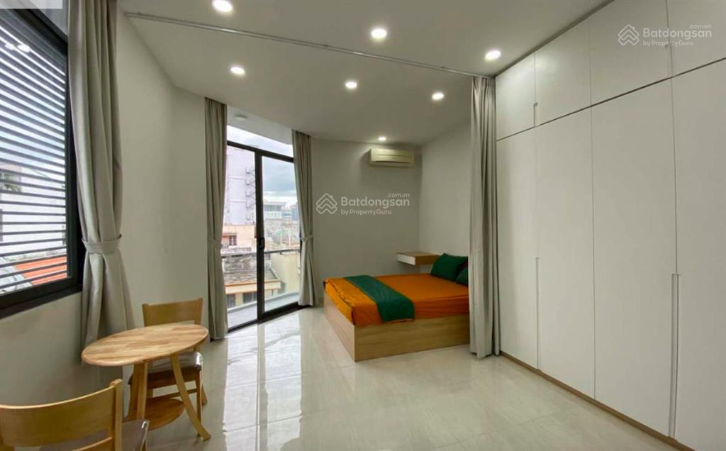 Căn hộ ban công mới xây 5' tới công viên đầm sen