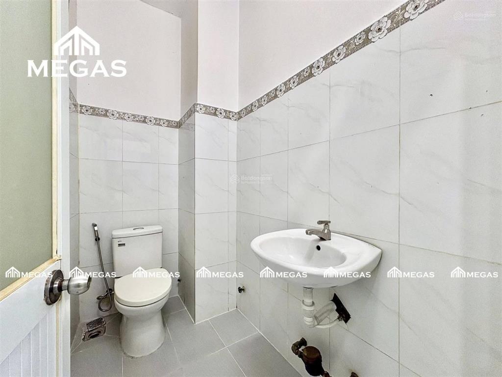 Phòng cửa sổ thoáng xô viết nghệ tĩnh gần ung văn khiêm full tiện nghi