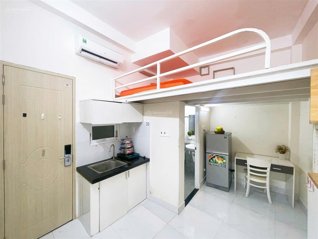 Phòng đẹp thoáng âu cơ gần lạc long quân chỉ 4 triệu full tiện nghi